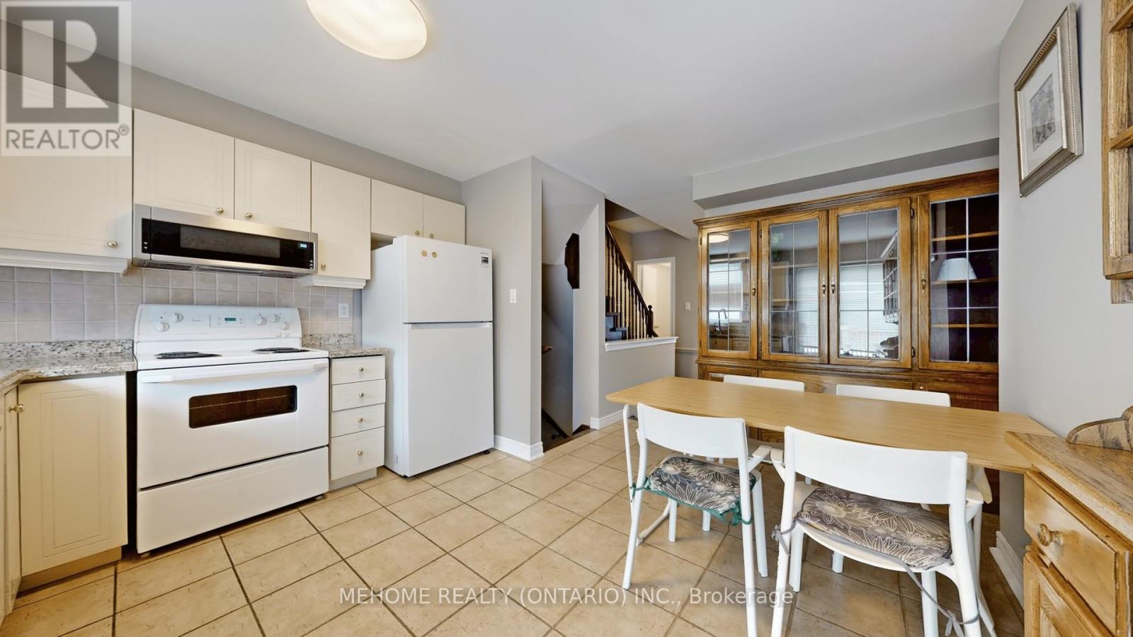 66j Finch Avenue W, Toronto, Ontario  M2N 7G1 - Photo 11 - C12473027