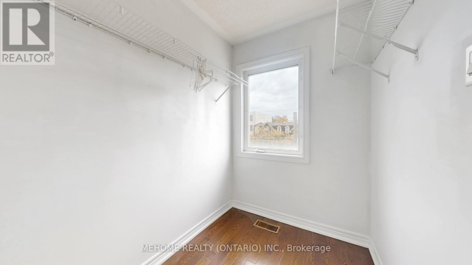 66j Finch Avenue W, Toronto, Ontario  M2N 7G1 - Photo 22 - C12473027