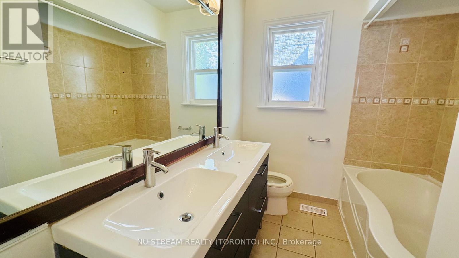 (1 Lvl) - 435 Cummer Avenue, Toronto, Ontario  M2M 2G3 - Photo 11 - C12473044