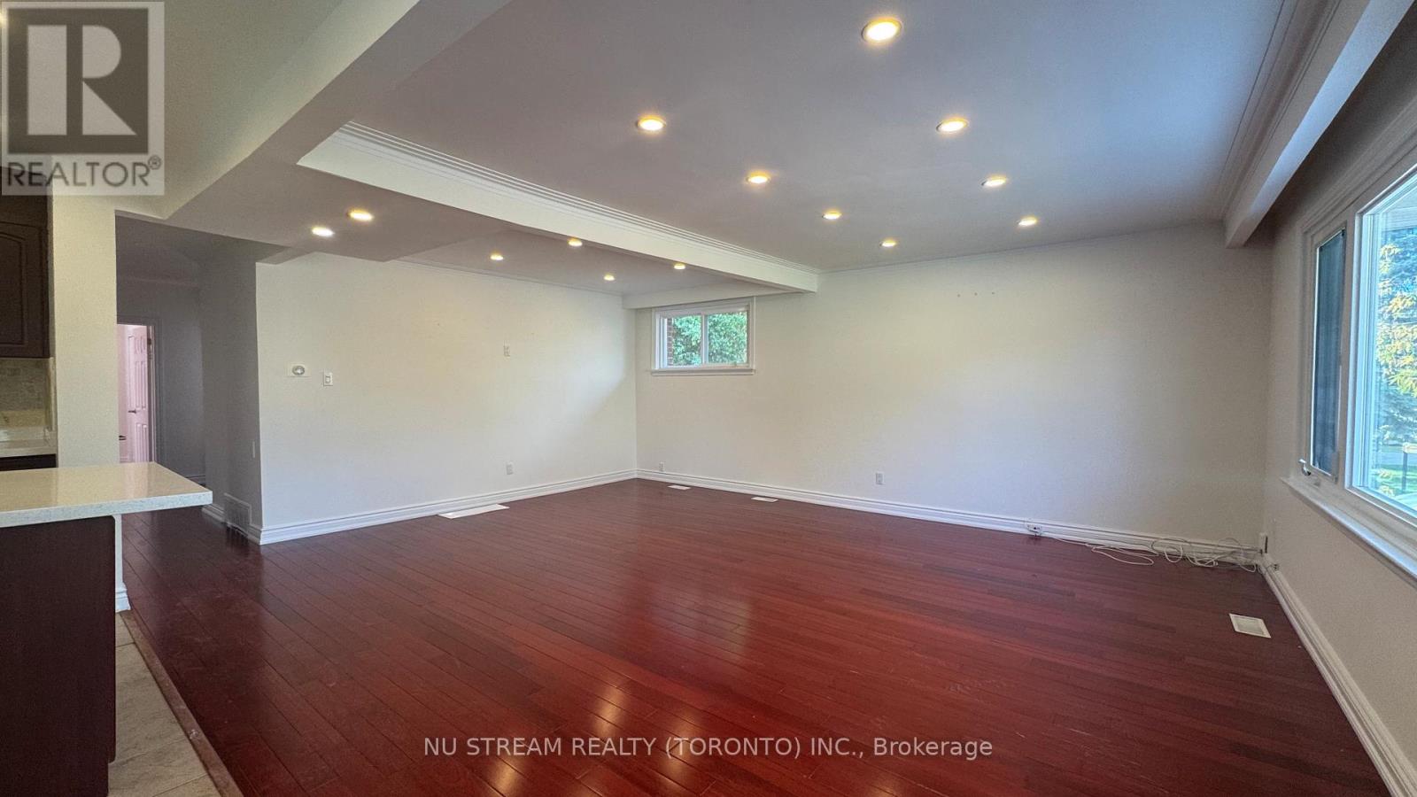 (1 Lvl) - 435 Cummer Avenue, Toronto, Ontario  M2M 2G3 - Photo 3 - C12473044