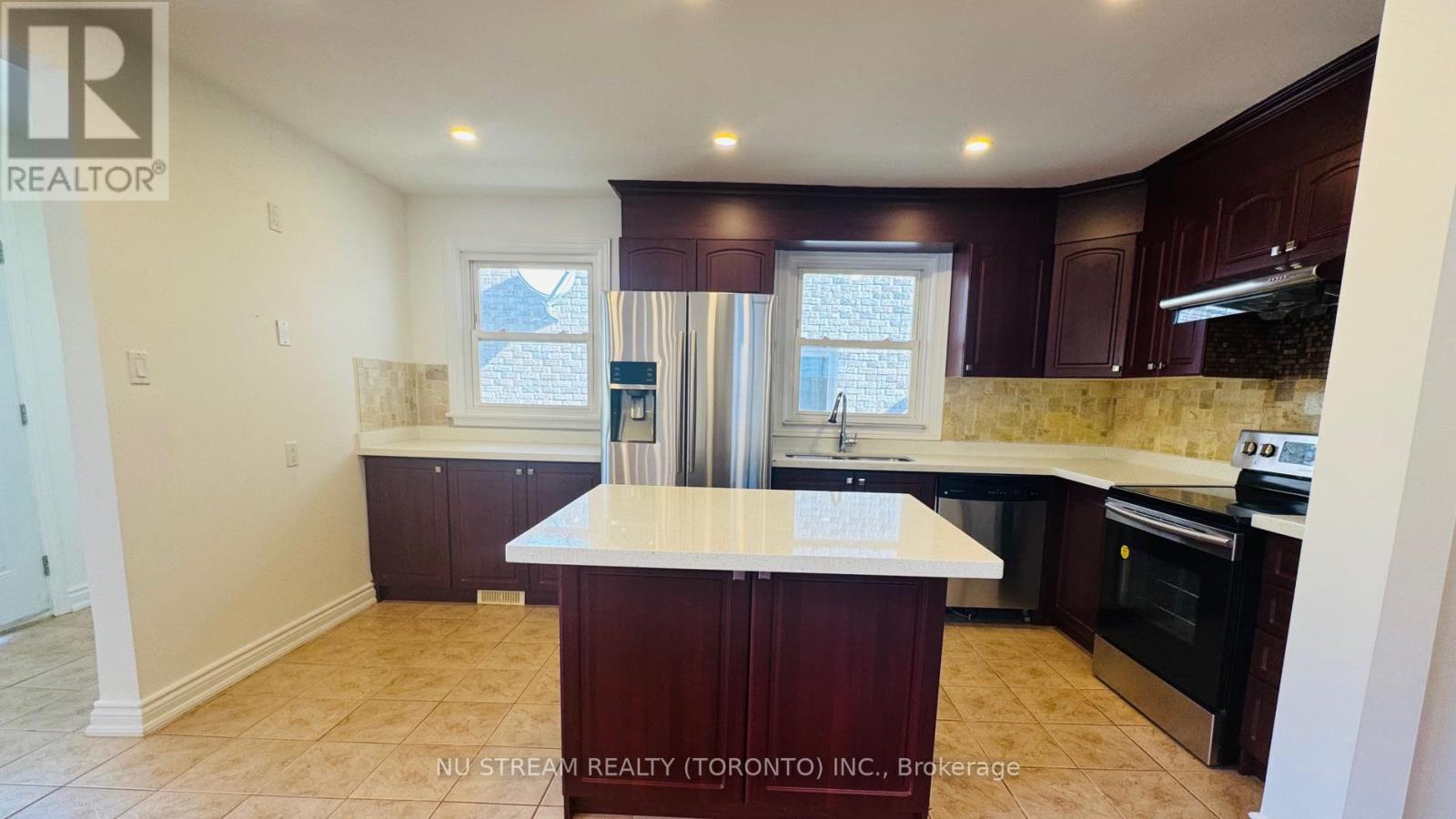 (1 Lvl) - 435 Cummer Avenue, Toronto, Ontario  M2M 2G3 - Photo 4 - C12473044