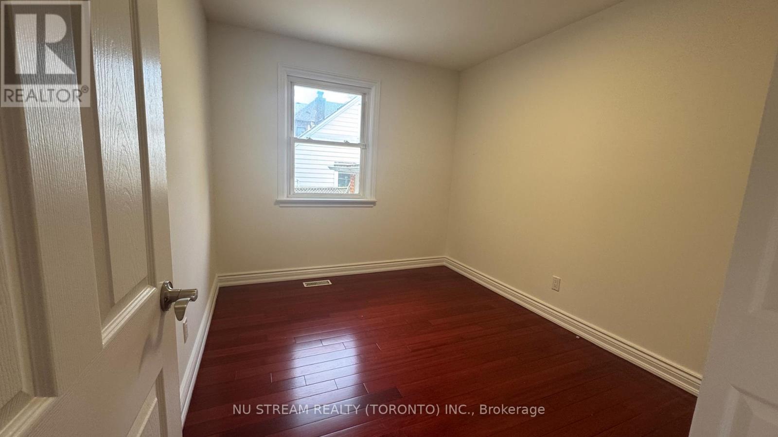 (1 Lvl) - 435 Cummer Avenue, Toronto, Ontario  M2M 2G3 - Photo 9 - C12473044