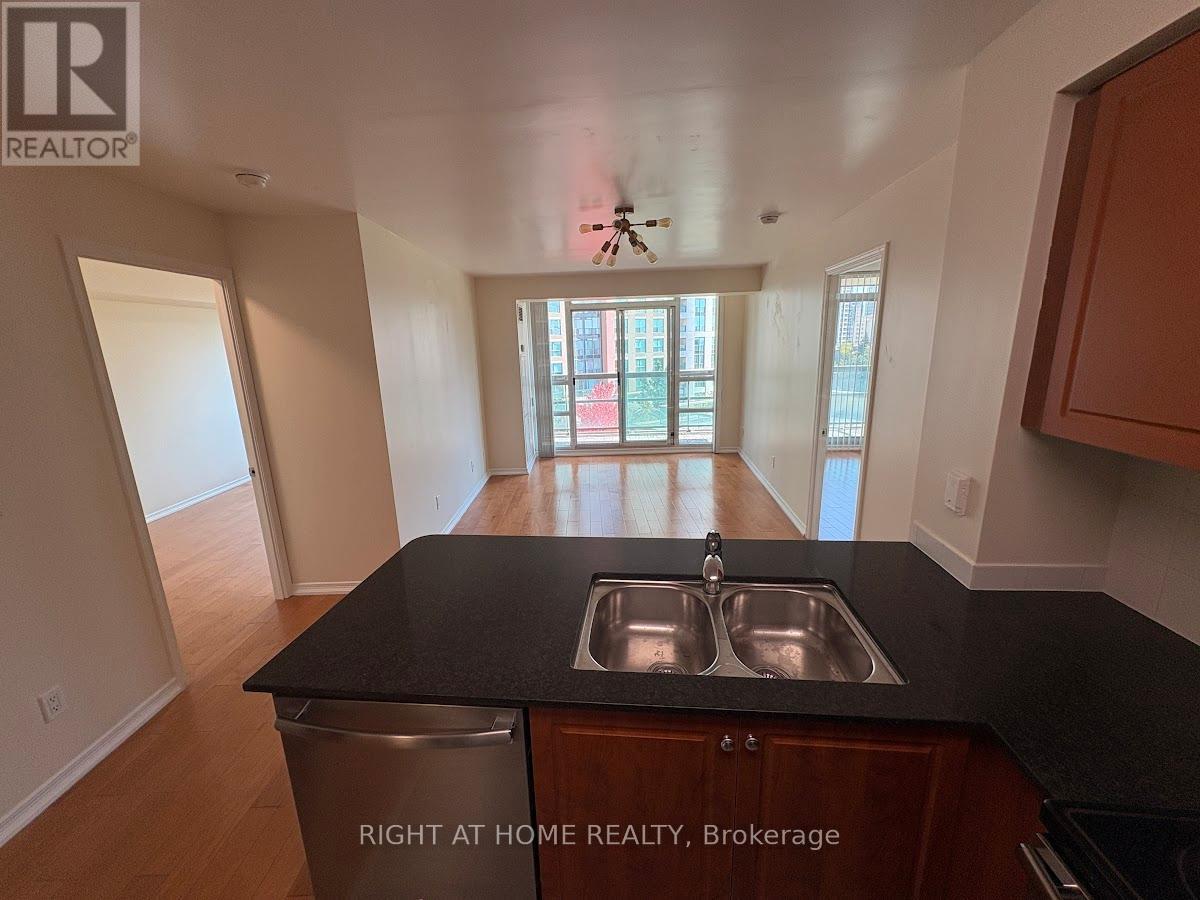 605 - 503 Beecroft Road, Toronto, Ontario  M2N 0A2 - Photo 5 - C12473046