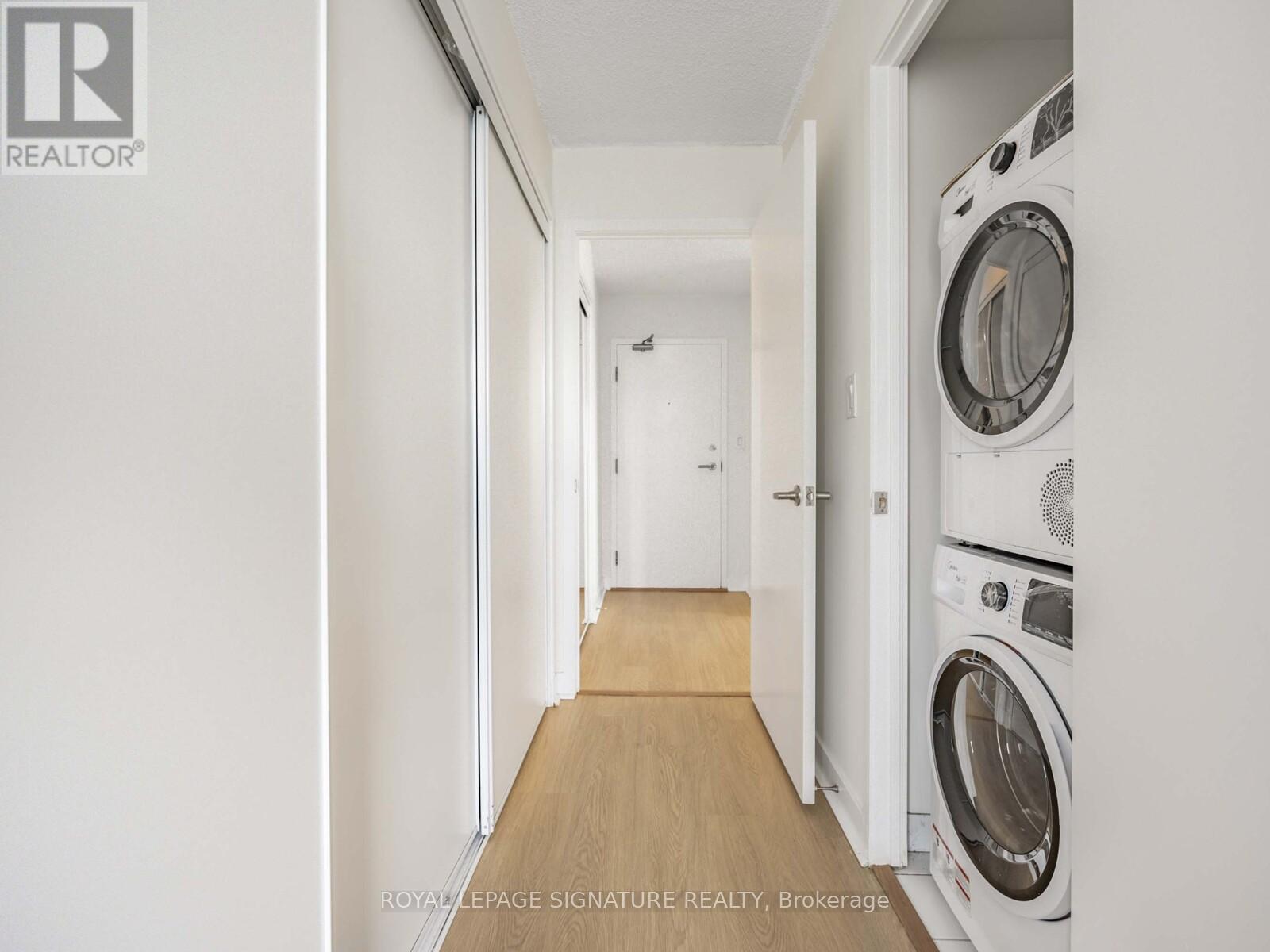 2709 - 25 Telegram Mews, Toronto, Ontario  M5V 3Z1 - Photo 17 - C12473050