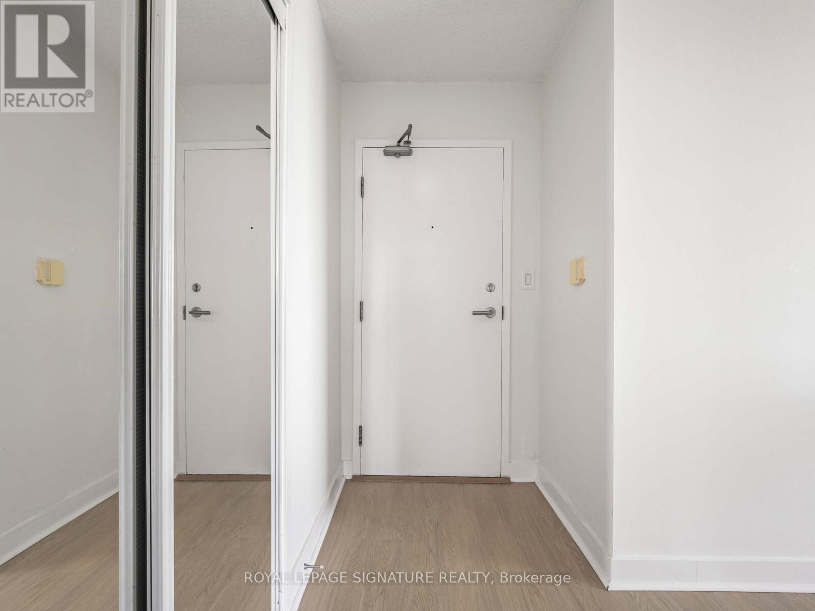 2709 - 25 Telegram Mews, Toronto, Ontario  M5V 3Z1 - Photo 22 - C12473050