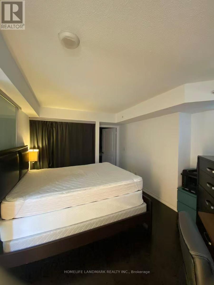 1708 - 386 Yonge Street, Toronto, Ontario  M5B 0A5 - Photo 7 - C12473054