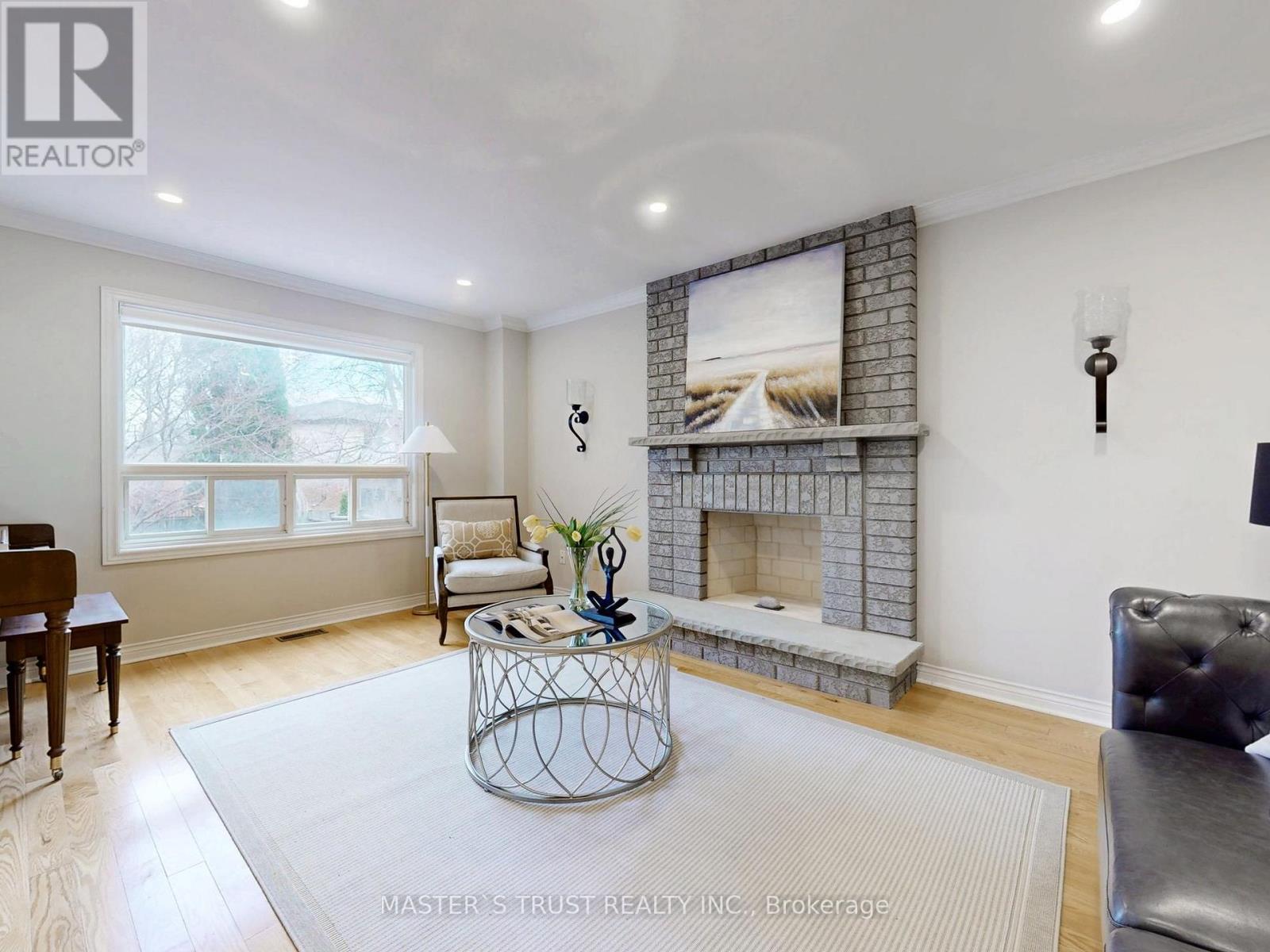 5 Jardin Hill Court, Toronto, Ontario  M2H 3R8 - Photo 8 - C12473056