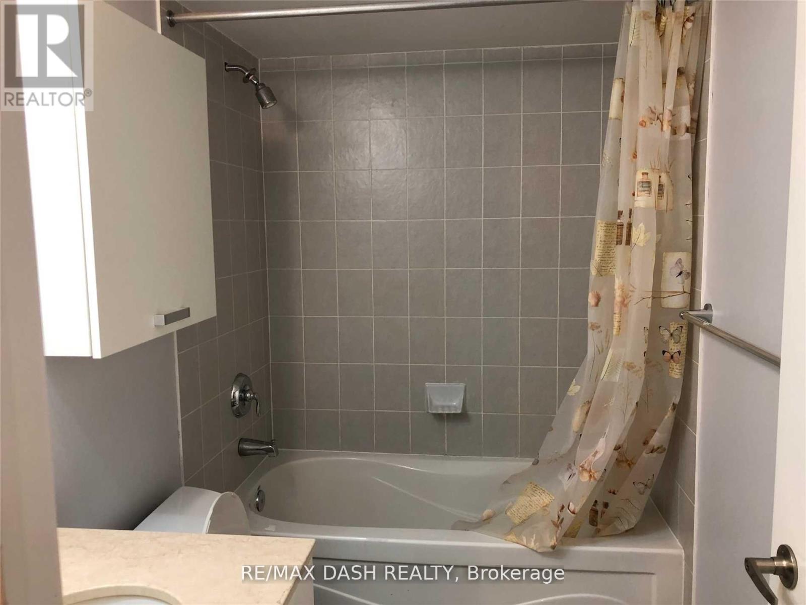 705 - 38 Grenville Street, Toronto (Bay Street Corridor), Ontario  M4Y 3G5 - Photo 11 - C12473062