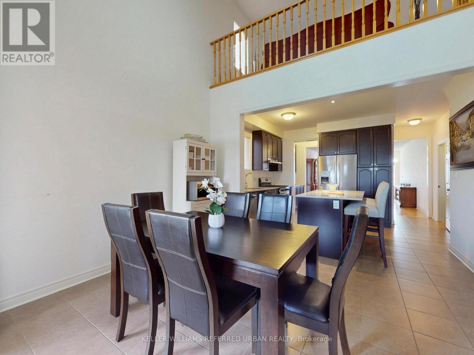 45 Brookview Drive, Bradford West Gwillimbury, Ontario  L3Z 0S6 - Photo 12 - N12473028