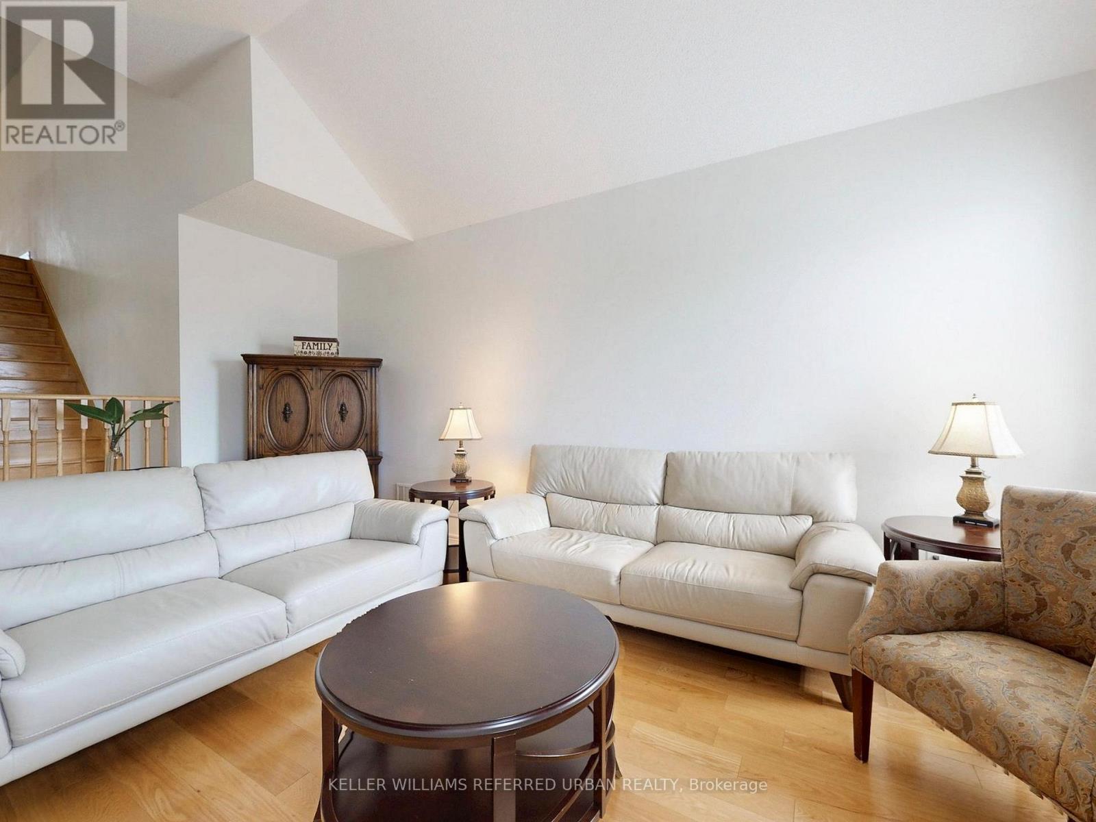 45 Brookview Drive, Bradford West Gwillimbury, Ontario  L3Z 0S6 - Photo 19 - N12473028