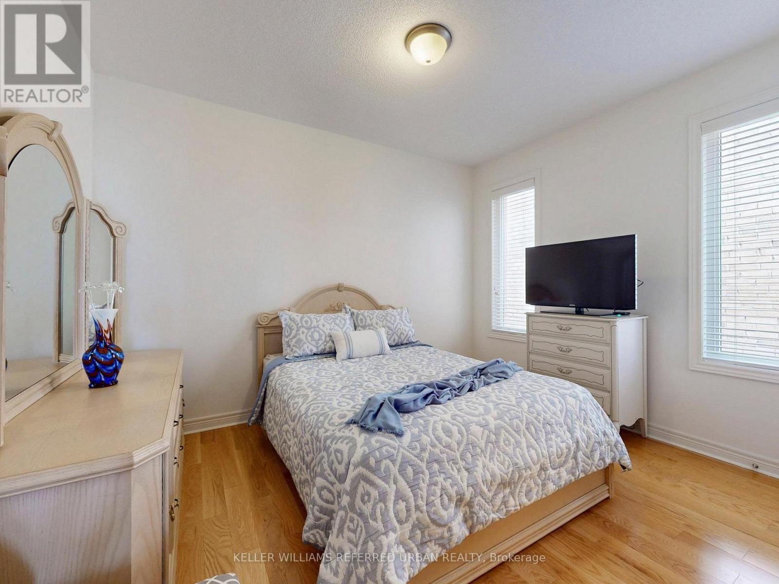 45 Brookview Drive, Bradford West Gwillimbury, Ontario  L3Z 0S6 - Photo 26 - N12473028