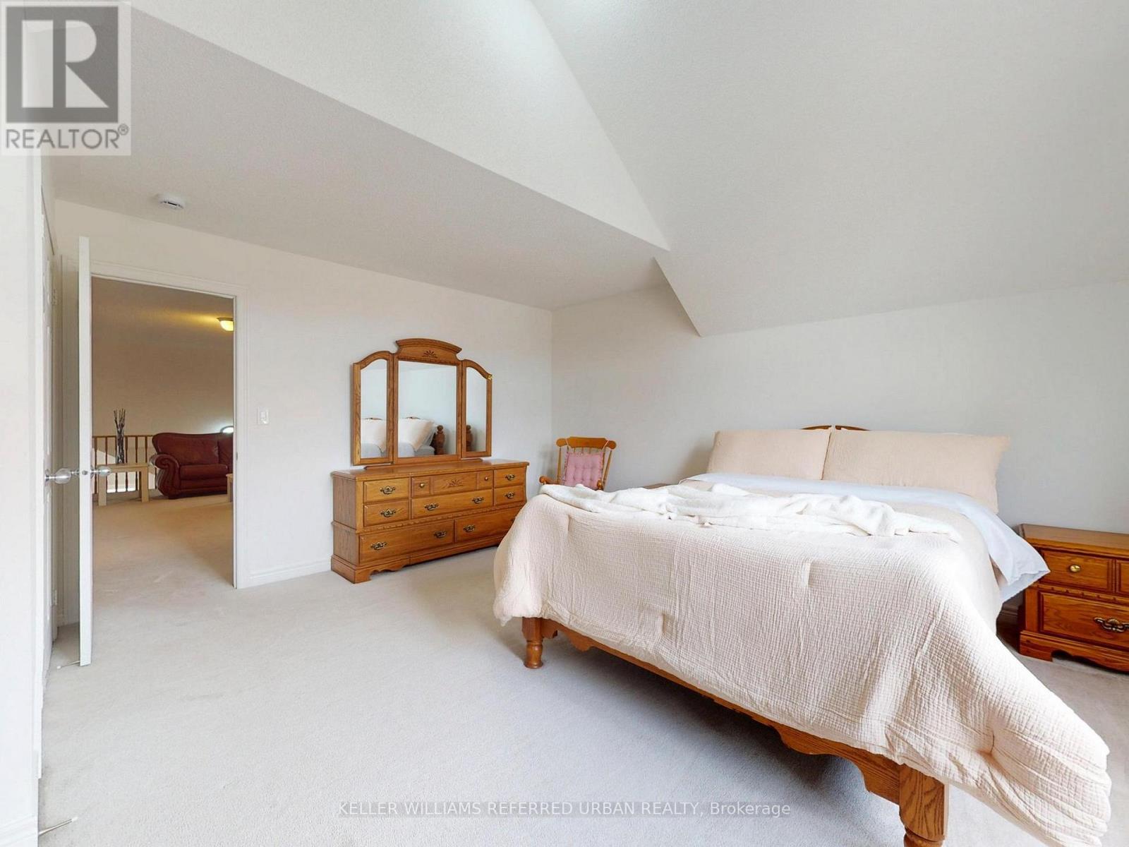 45 Brookview Drive, Bradford West Gwillimbury, Ontario  L3Z 0S6 - Photo 33 - N12473028
