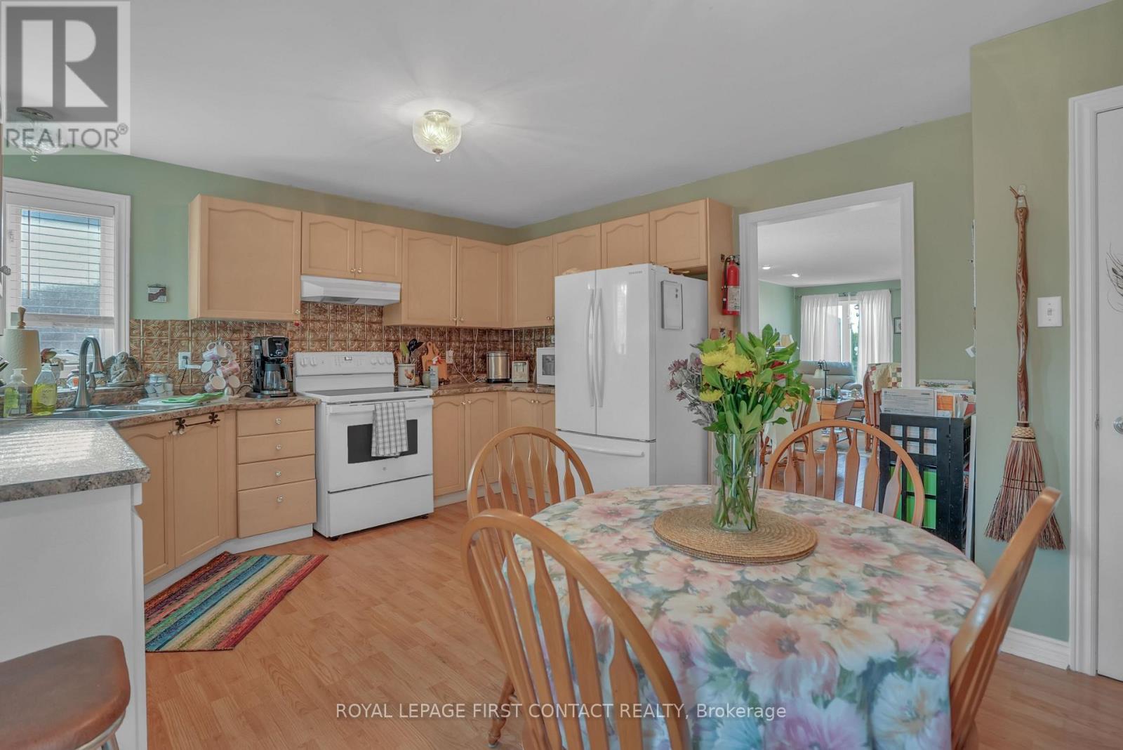 40 Felt Crescent, Barrie, Ontario  L4N 8V1 - Photo 13 - S12473053