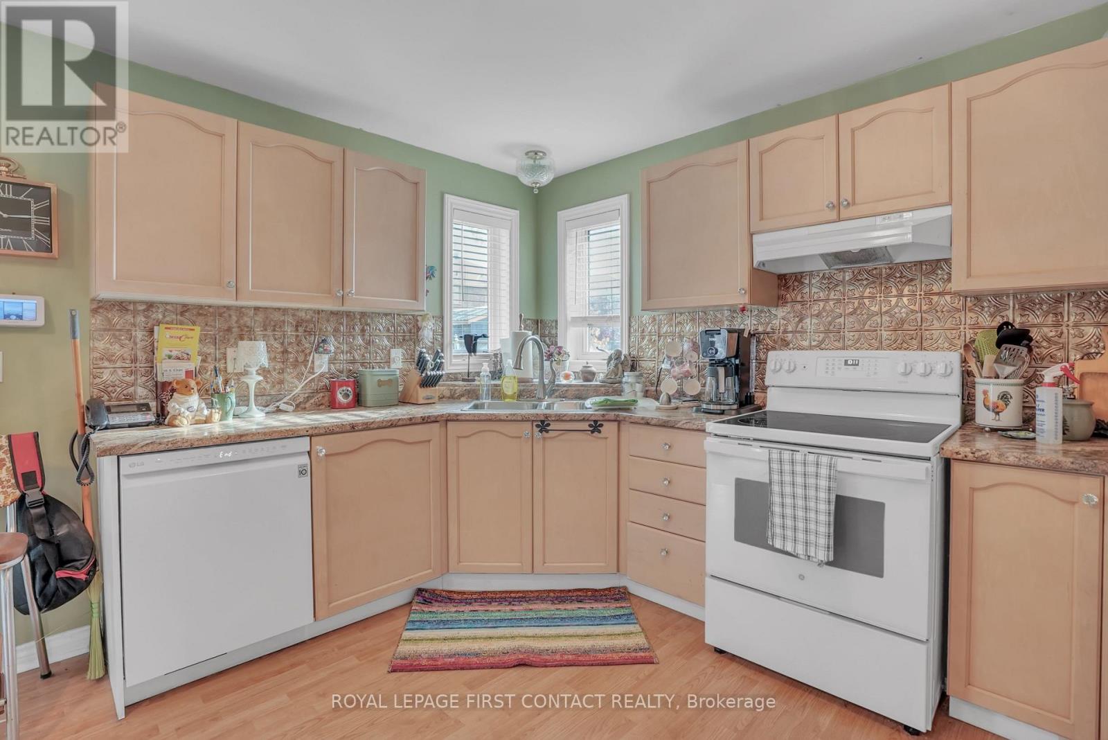 40 Felt Crescent, Barrie, Ontario  L4N 8V1 - Photo 9 - S12473053