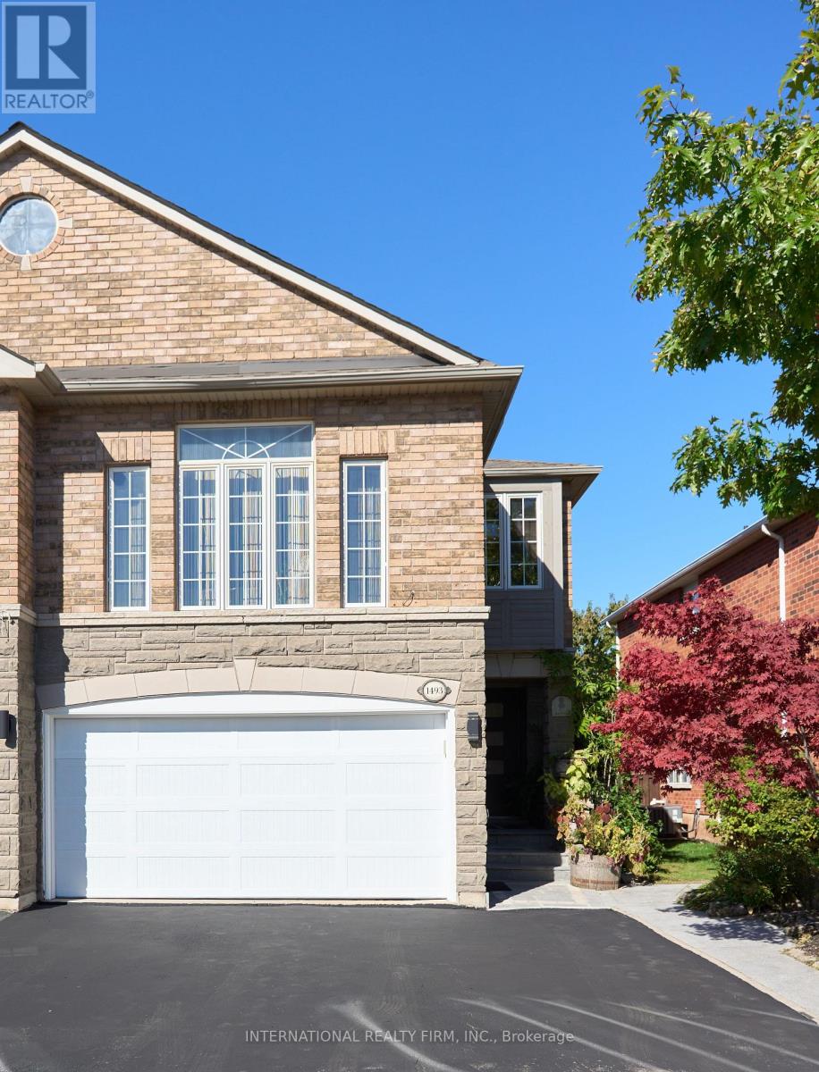 1493 WARBLER ROAD, Oakville, Ontario