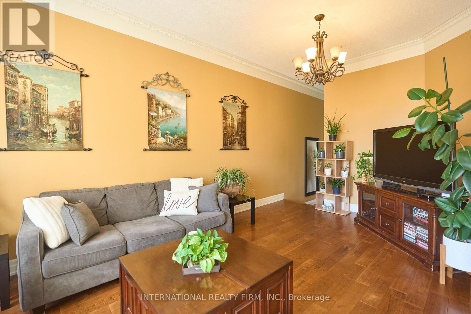 1493 Warbler Road, Oakville, Ontario  L6M 4B1 - Photo 14 - W12473023