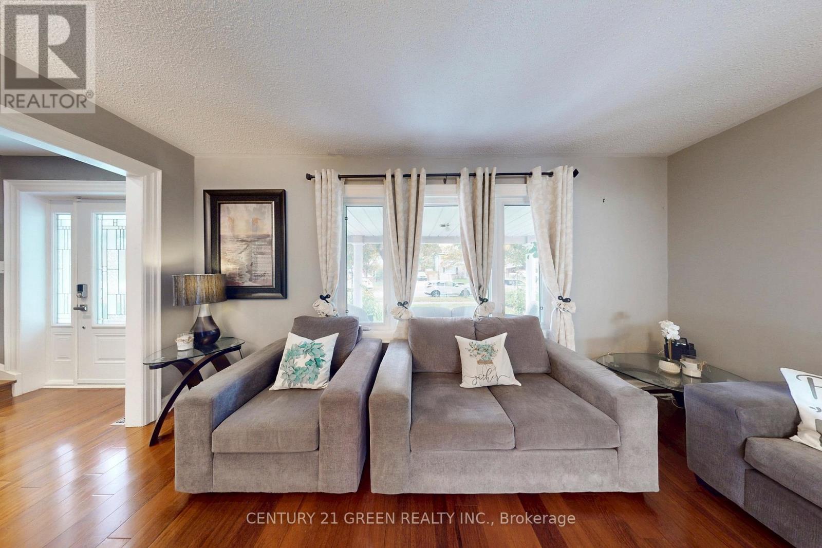14 Heggie Road, Brampton, Ontario  L6V 2K3 - Photo 10 - W12473029
