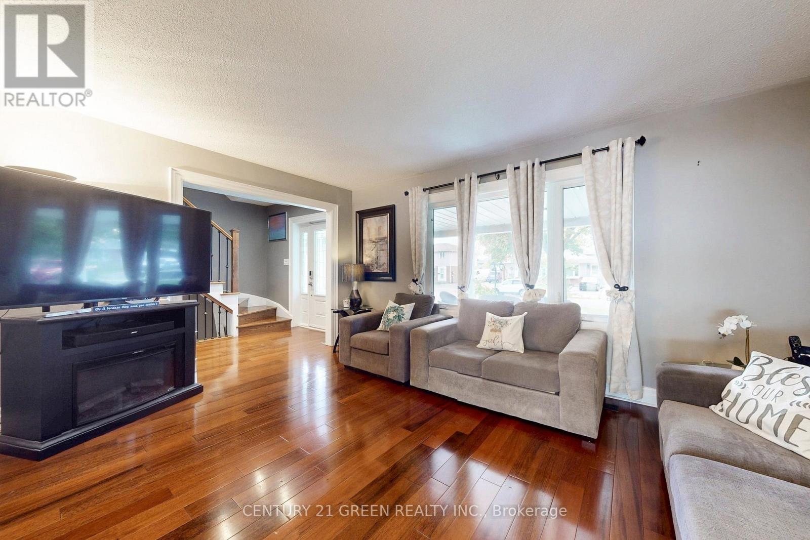 14 Heggie Road, Brampton, Ontario  L6V 2K3 - Photo 11 - W12473029