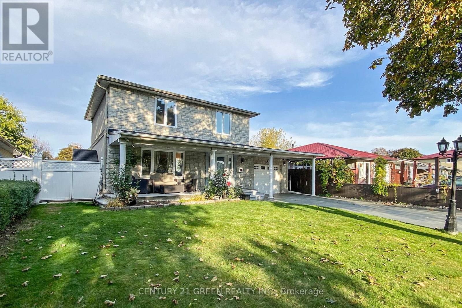 14 Heggie Road, Brampton, Ontario  L6V 2K3 - Photo 3 - W12473029