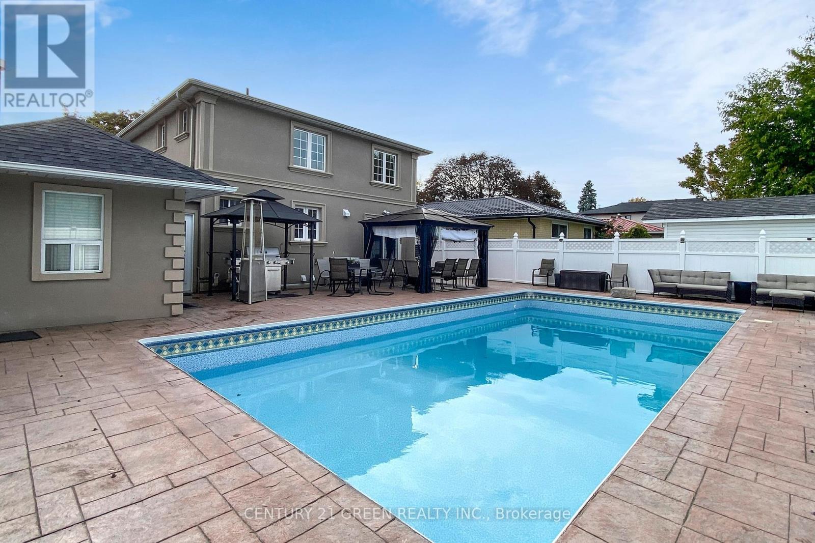 14 Heggie Road, Brampton, Ontario  L6V 2K3 - Photo 48 - W12473029