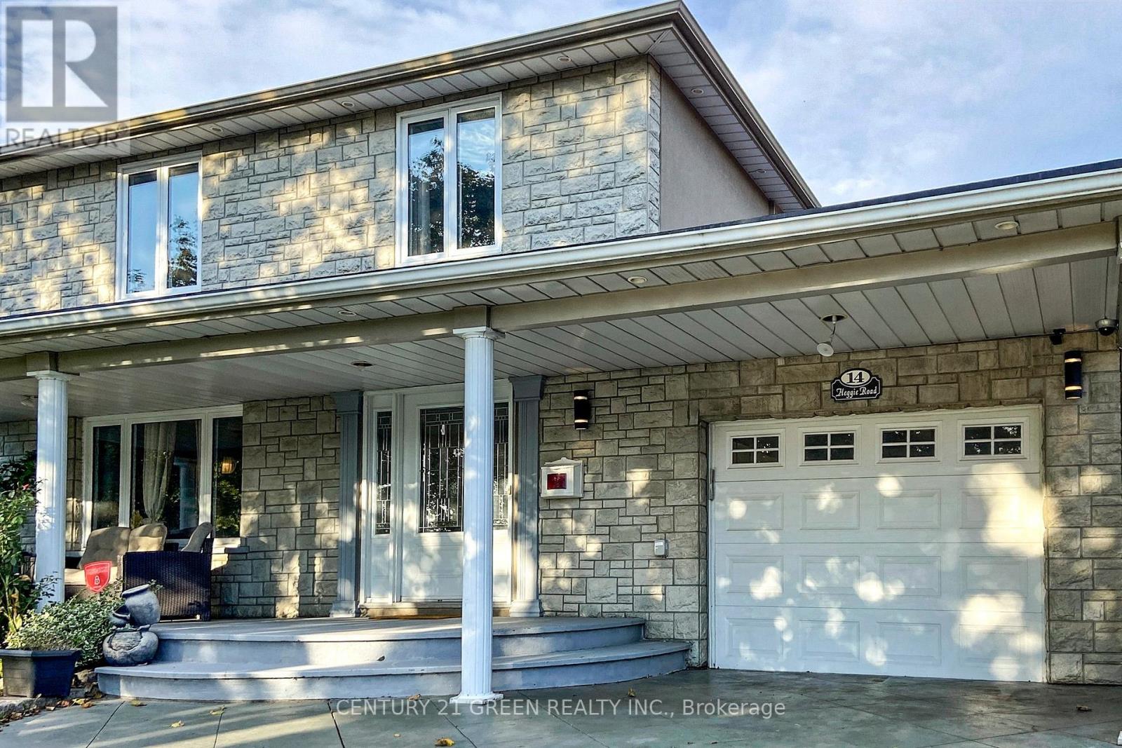 14 Heggie Road, Brampton, Ontario  L6V 2K3 - Photo 6 - W12473029