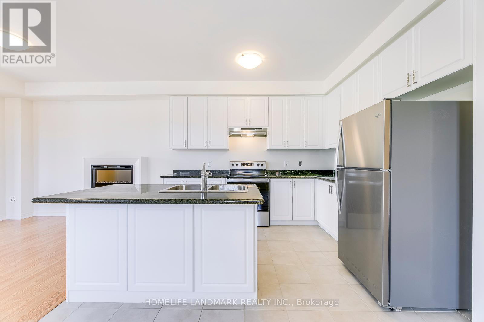 454 Silver Maple Road, Oakville, Ontario  L6H 3P5 - Photo 17 - W12473045