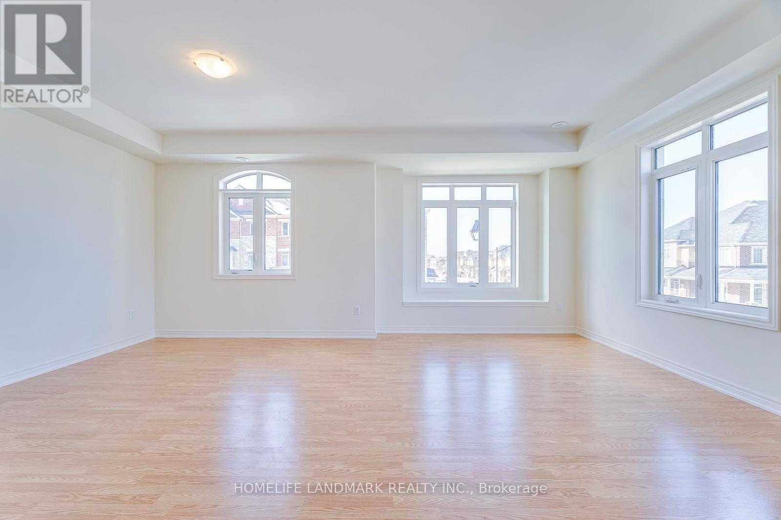 454 Silver Maple Road, Oakville, Ontario  L6H 3P5 - Photo 9 - W12473045
