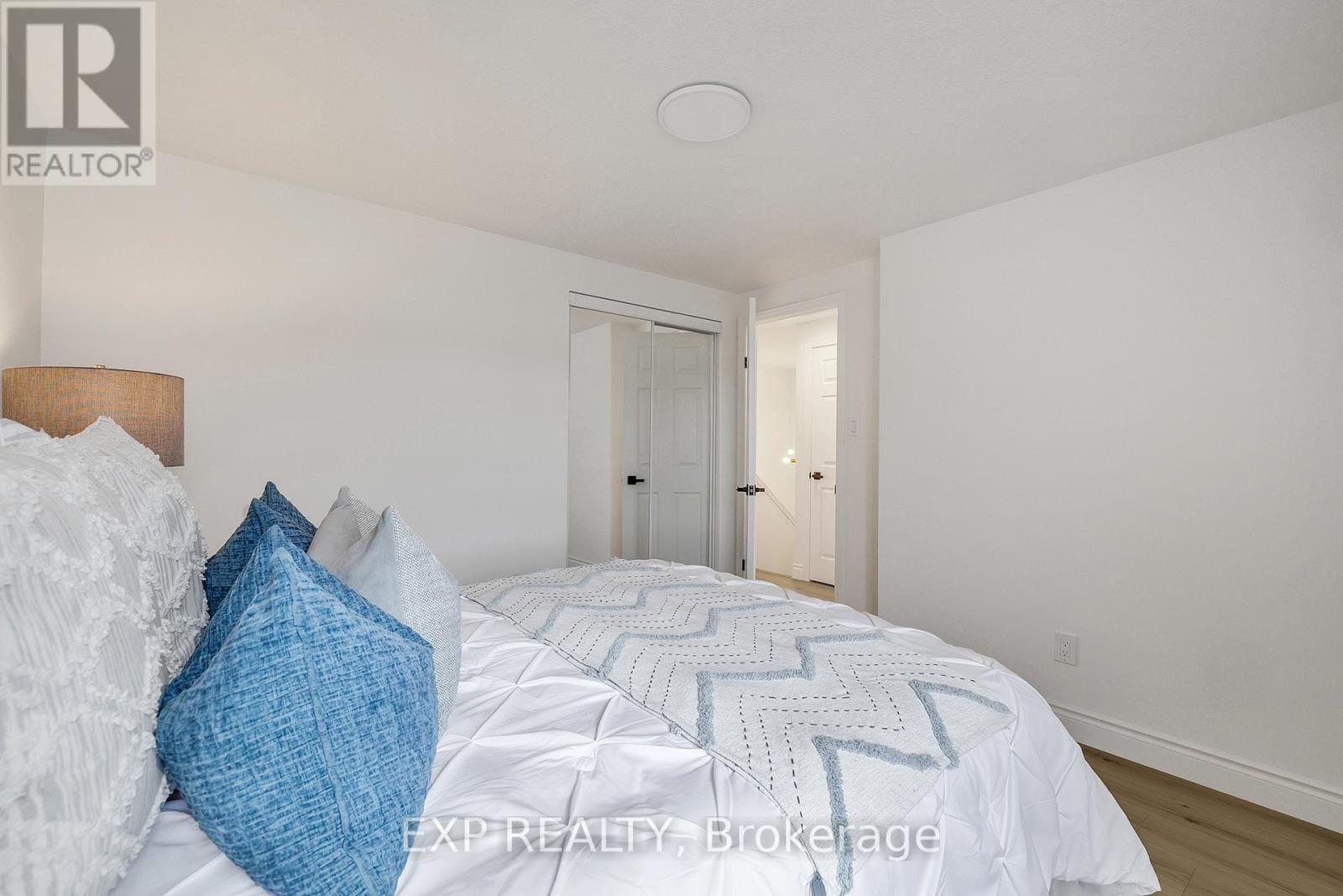 96 Marl Meadow Drive, Kitchener, Ontario  N2R 1L4 - Photo 18 - X12473060
