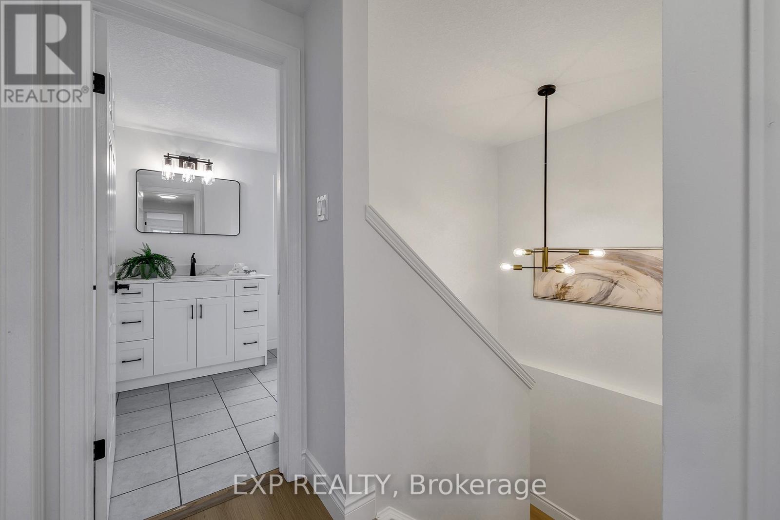96 Marl Meadow Drive, Kitchener, Ontario  N2R 1L4 - Photo 21 - X12473060
