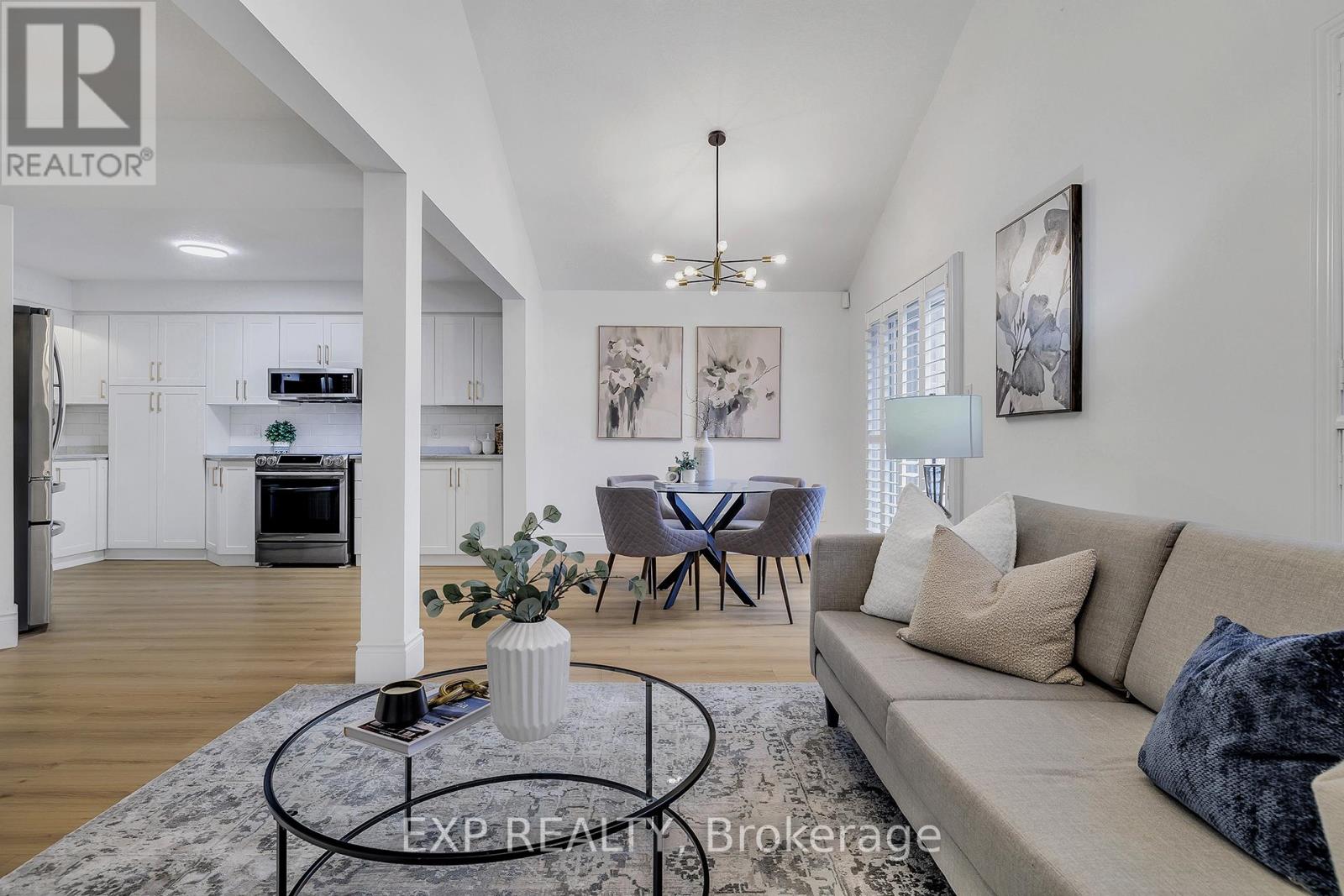96 Marl Meadow Drive, Kitchener, Ontario  N2R 1L4 - Photo 6 - X12473060