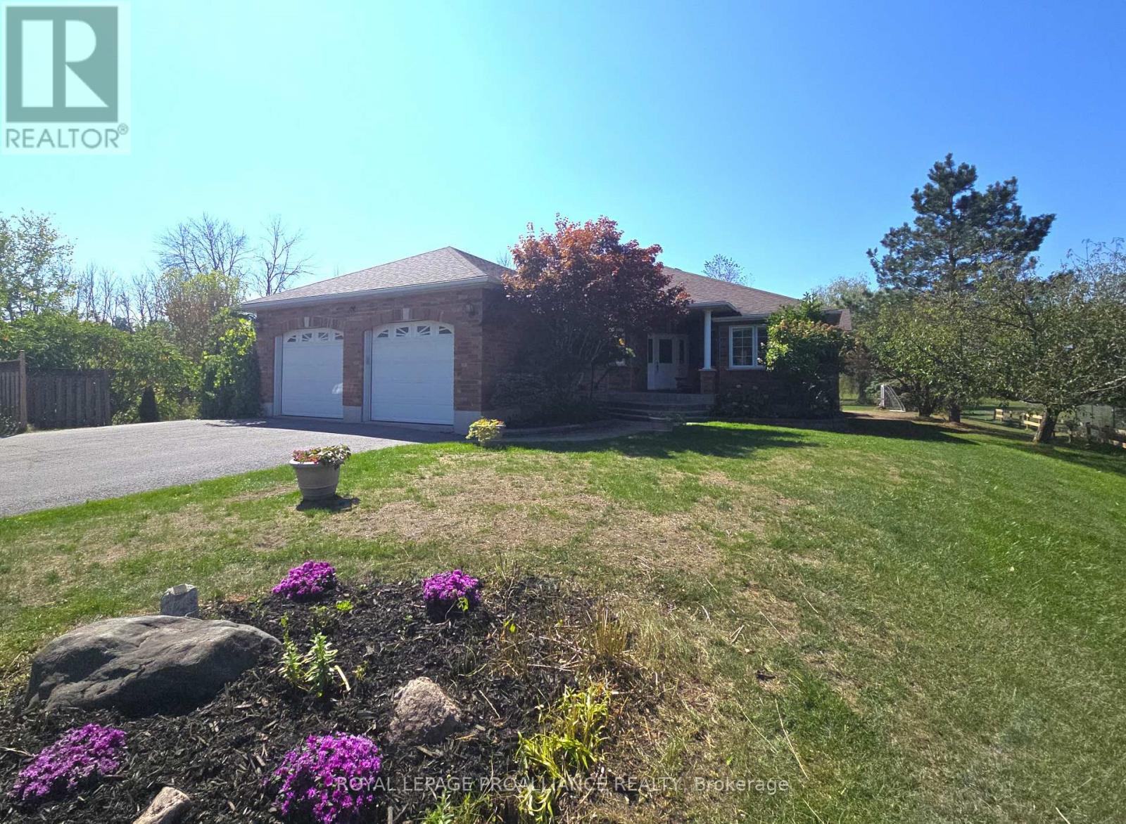 685 County Road 28, Prince Edward County, Ontario  K8N 4Z7 - Photo 1 - X12473088