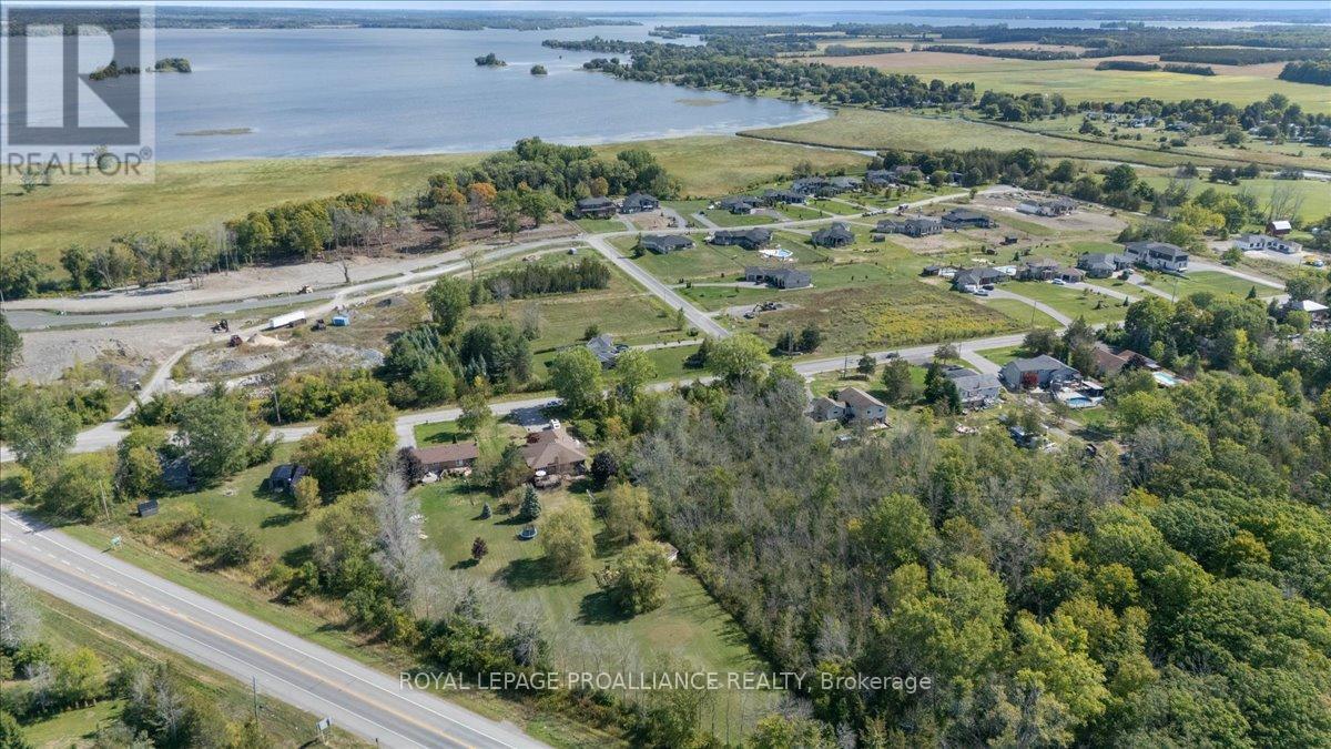 685 County Road 28, Prince Edward County, Ontario  K8N 4Z7 - Photo 48 - X12473088