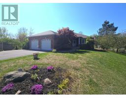 685 COUNTY ROAD 28, Prince Edward County, Ontario