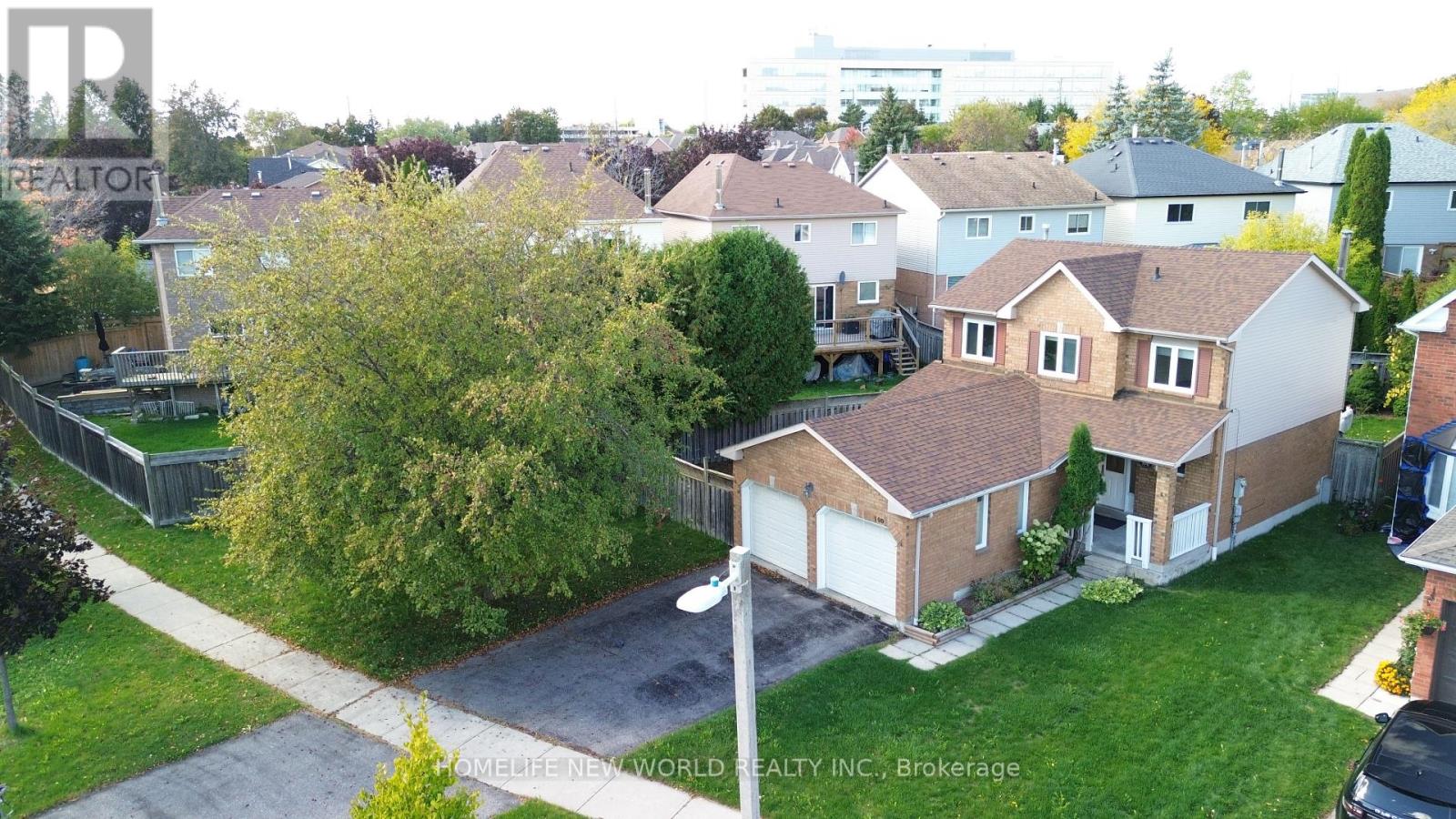100 BASSETT BOULEVARD, Whitby, Ontario