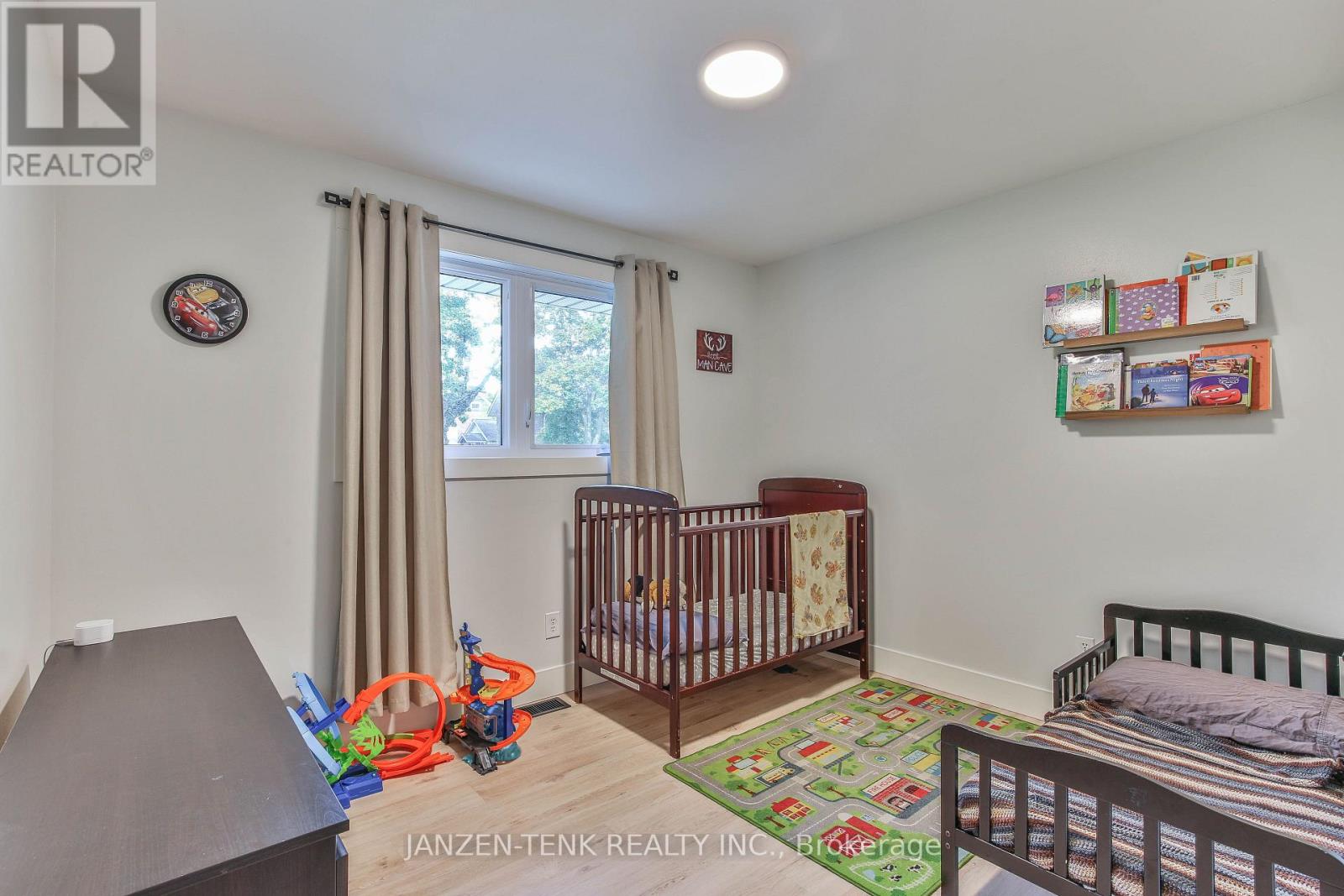 93 Centre St Street, Aylmer, Ontario  N5H 2G6 - Photo 23 - X12473086