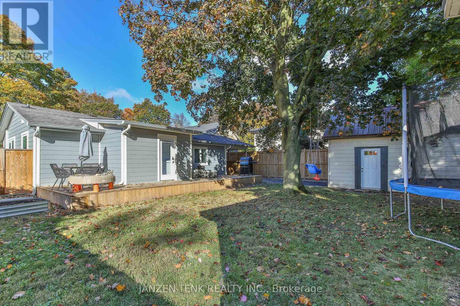 93 Centre St Street, Aylmer, Ontario  N5H 2G6 - Photo 33 - X12473086