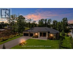 700 MCMANUS AVENUE, Ottawa, Ontario