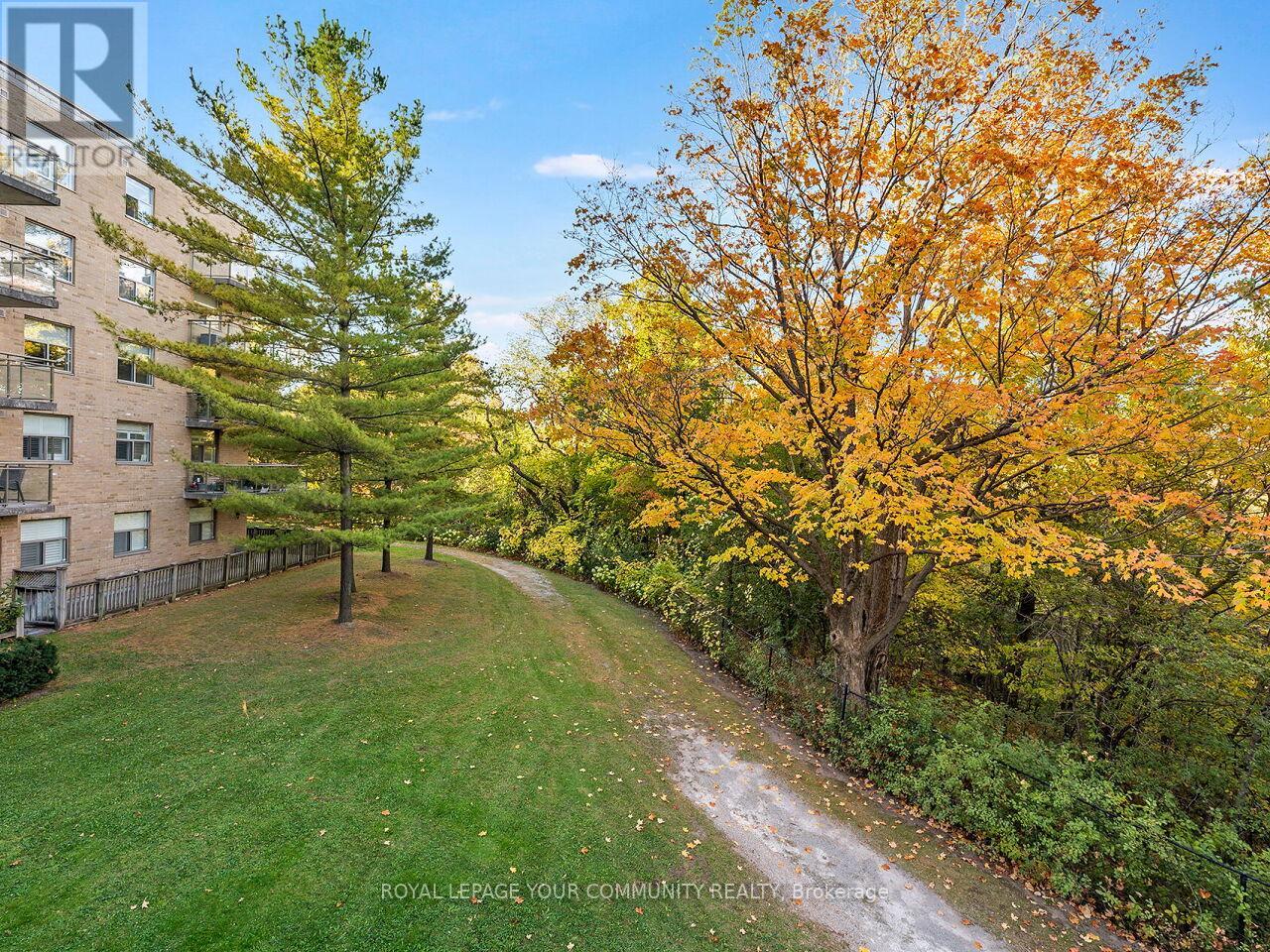 202 - 2506 Rutherford Road, Vaughan, Ontario  L4K 5N4 - Photo 27 - N12469756