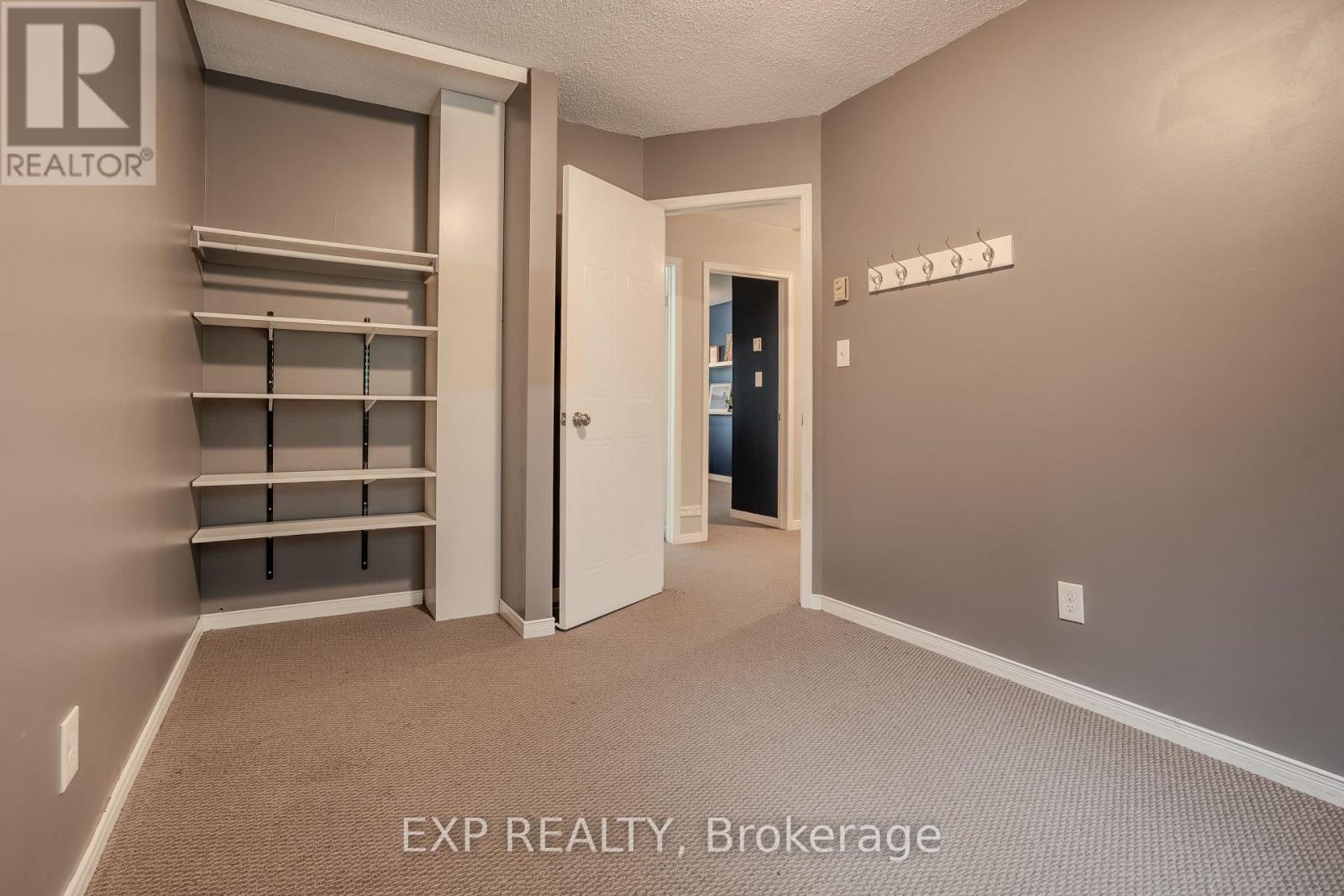 8 - 38 Elma Street, St. Catharines, Ontario  L2N 6Z3 - Photo 18 - X12473083