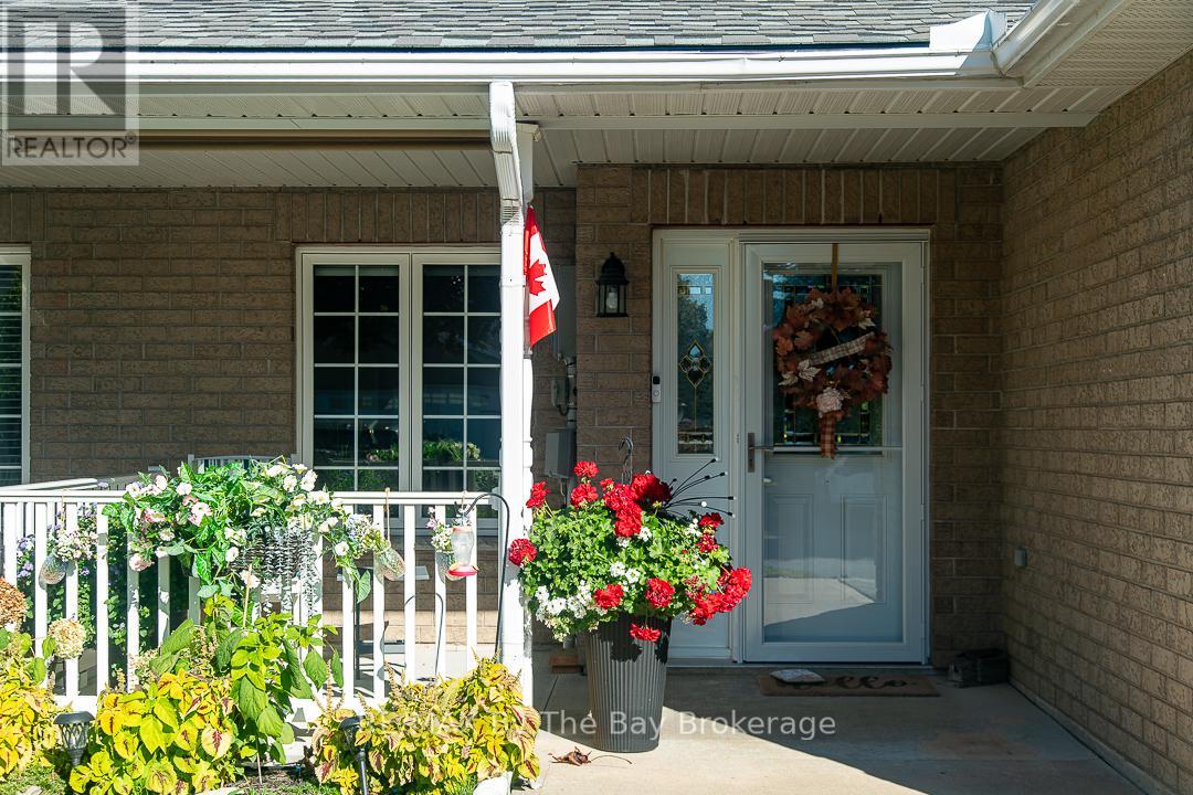 67 Meadow Lane, Wasaga Beach, Ontario  L9Z 0A3 - Photo 12 - S12473058