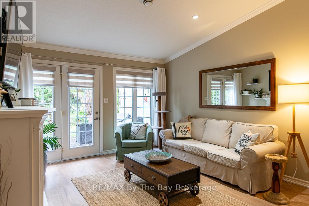 67 Meadow Lane, Wasaga Beach, Ontario  L9Z 0A3 - Photo 21 - S12473058