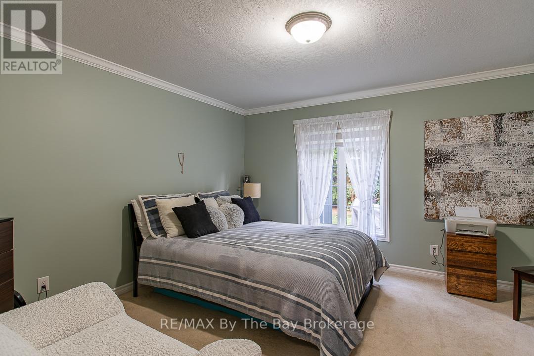 67 Meadow Lane, Wasaga Beach, Ontario  L9Z 0A3 - Photo 28 - S12473058