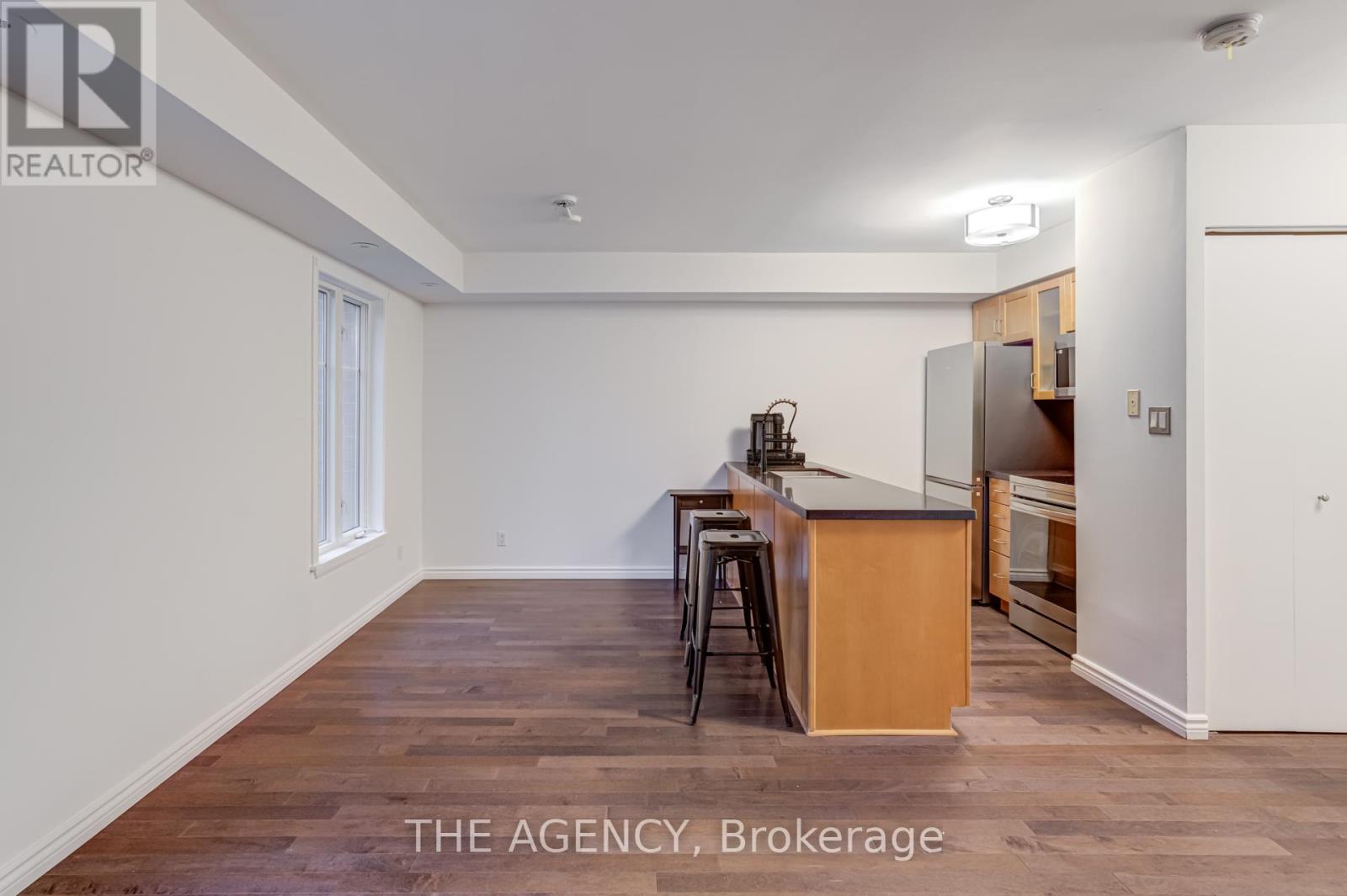 1039 - 54 East Liberty Street, Toronto, Ontario  M6K 3P3 - Photo 10 - C12473070