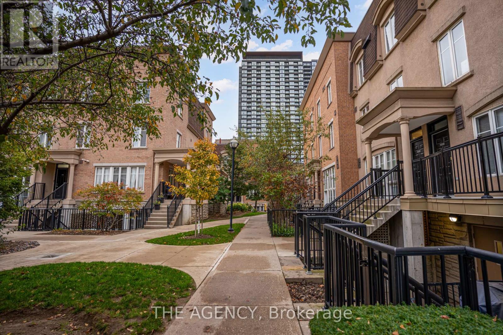 1039 - 54 East Liberty Street, Toronto, Ontario  M6K 3P3 - Photo 4 - C12473070