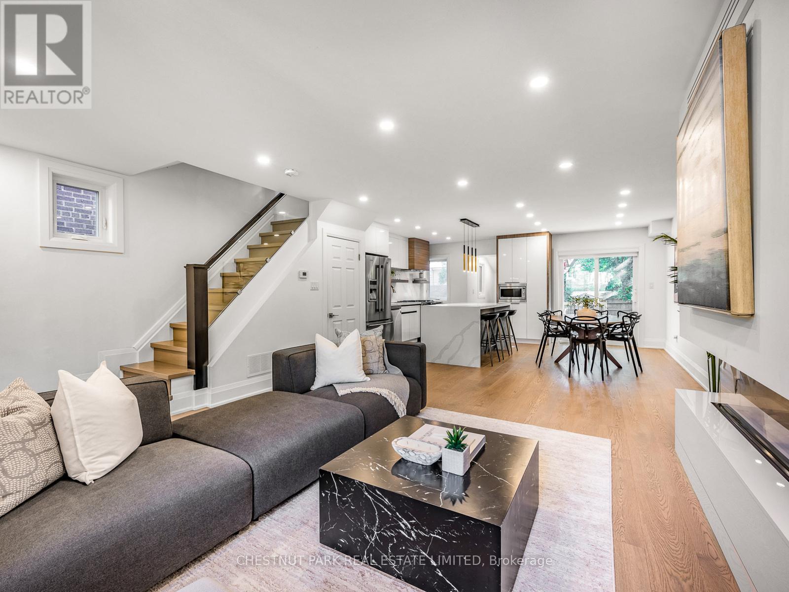 629 Duplex Avenue, Toronto, Ontario  M4R 1W1 - Photo 8 - C12473091