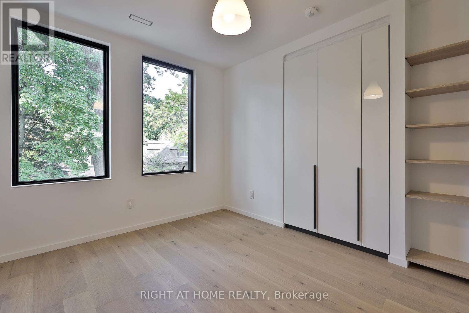 22 Duart Park Road, Toronto, Ontario  M4E 1J2 - Photo 21 - E12473089