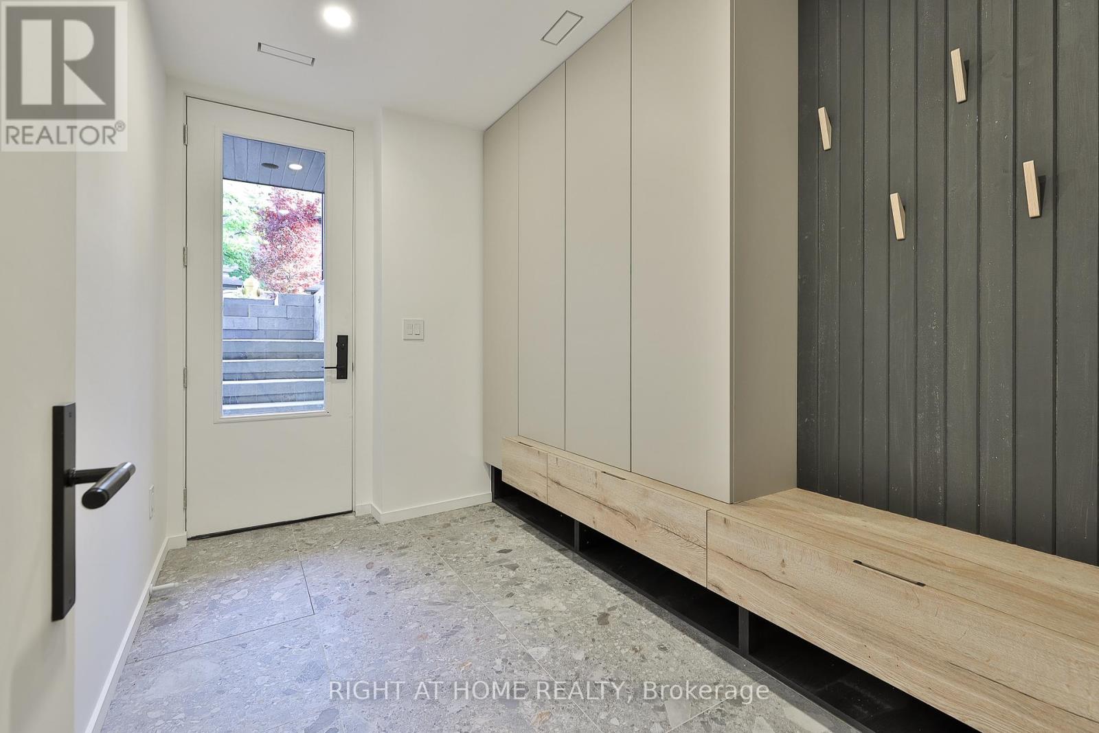 22 Duart Park Road, Toronto, Ontario  M4E 1J2 - Photo 37 - E12473089