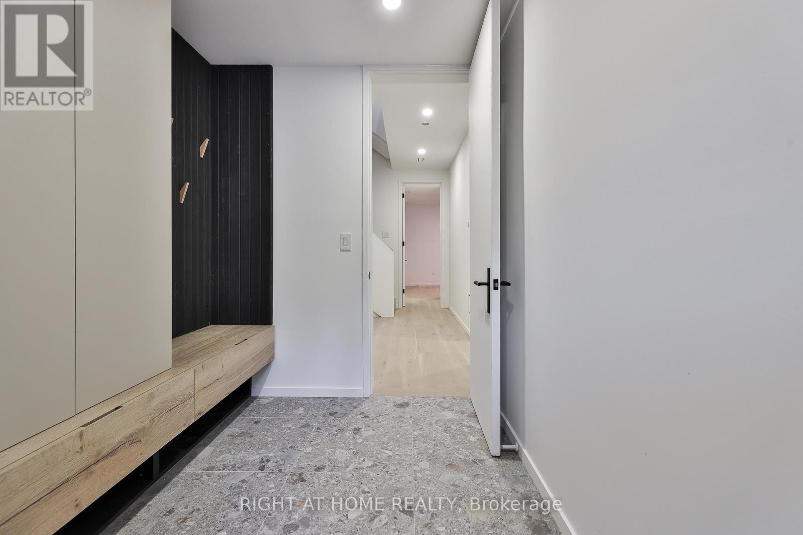 22 Duart Park Road, Toronto, Ontario  M4E 1J2 - Photo 38 - E12473089