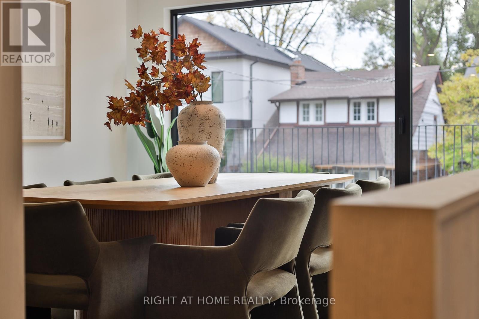 22 Duart Park Road, Toronto, Ontario  M4E 1J2 - Photo 5 - E12473089