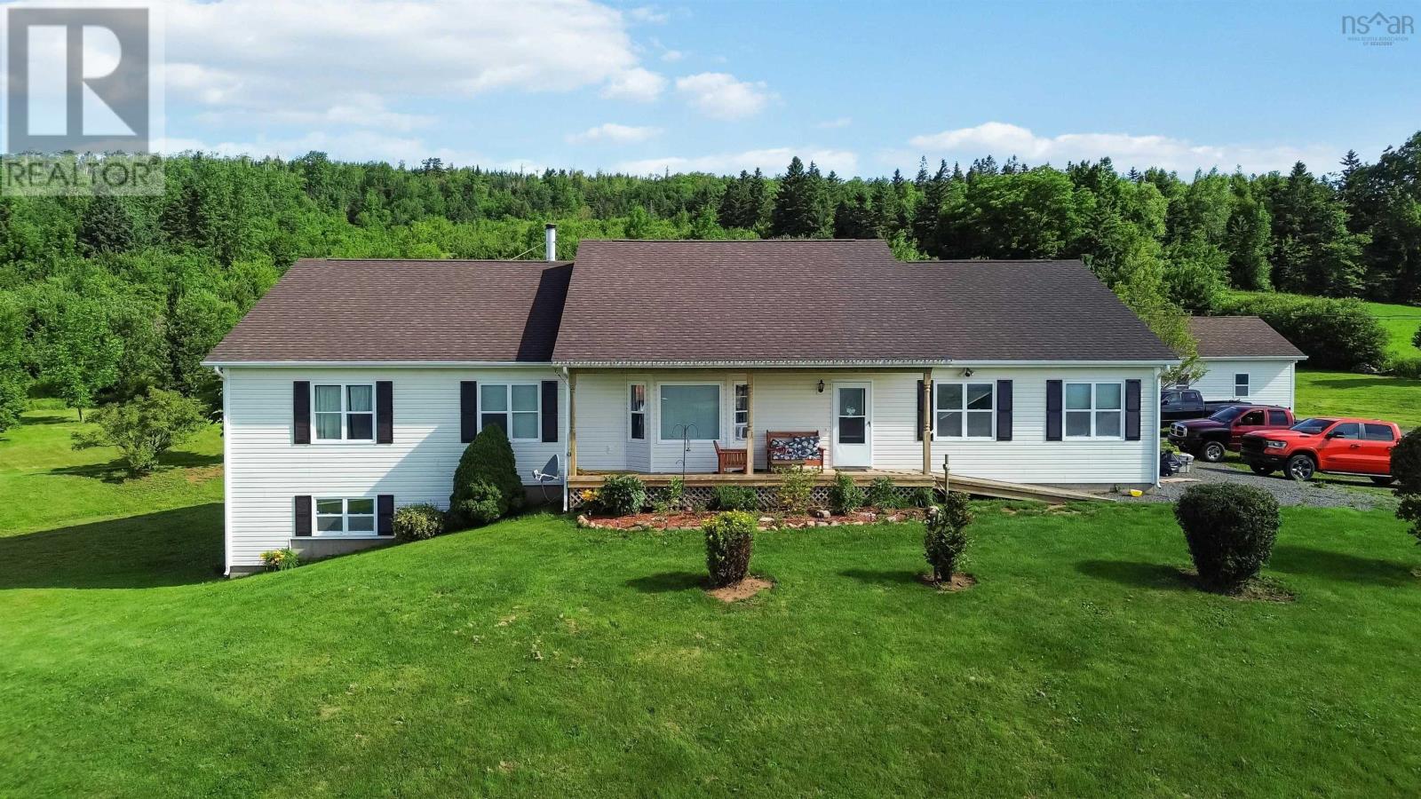 2135 Highway 221, Dempseys Corner, Nova Scotia  B0P 1C0 - Photo 3 - 202522209